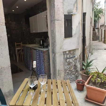 Cortile Delle Mura Cefalu